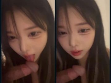 Em người yêu cute tập bú
